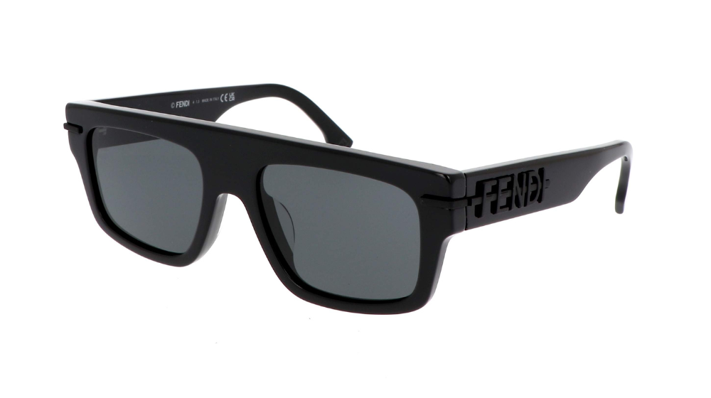 Fendi FE40091U