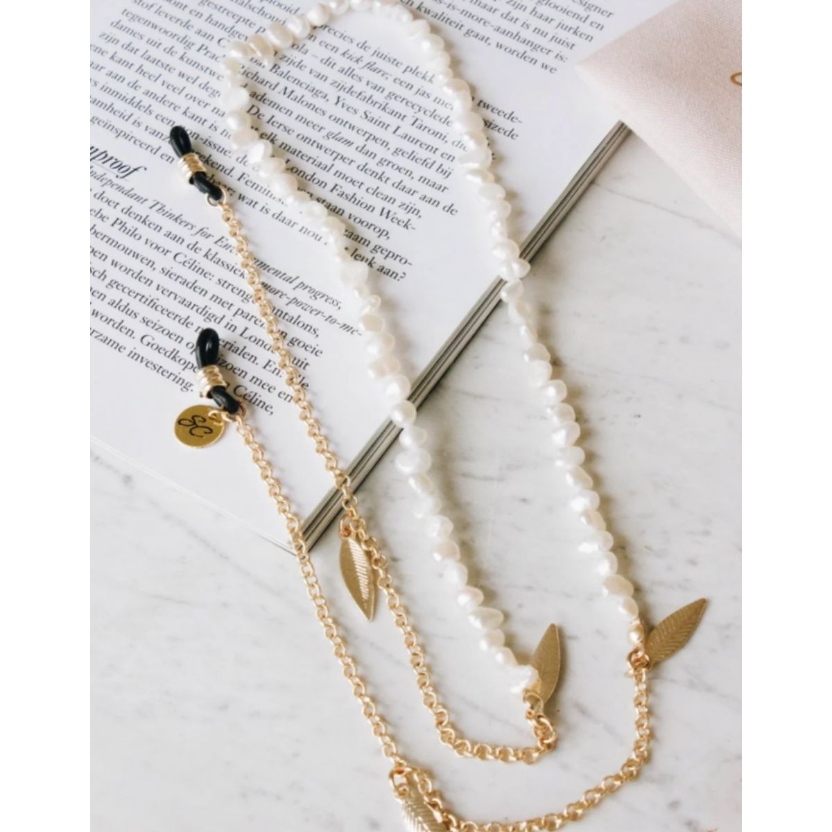 Sunny Cords Bead it Pearl With Feather White