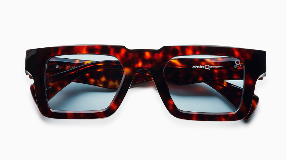 Ethnic group Barcelona Almagro 21